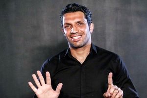 سپهر حیدری از کشور خارج شد؛ مقصد، فعلاً امارات!/ ادعای کلاهبرداری علیه پیشکسوت فوتبال