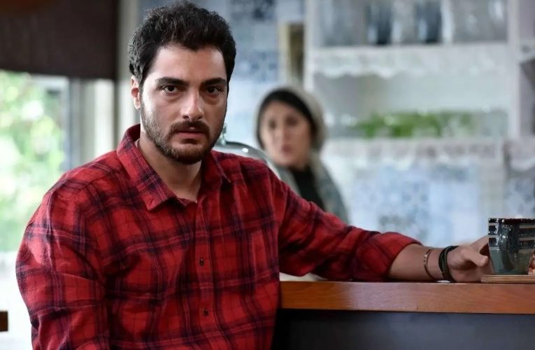 سکوت فیلیمو در روبه رو حذف نام سجاد بابایی از تیتراژ سریال شغال_آینده