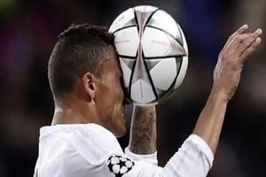 ارتباط بین هد زدن در فوتبال و ضعف حافظه