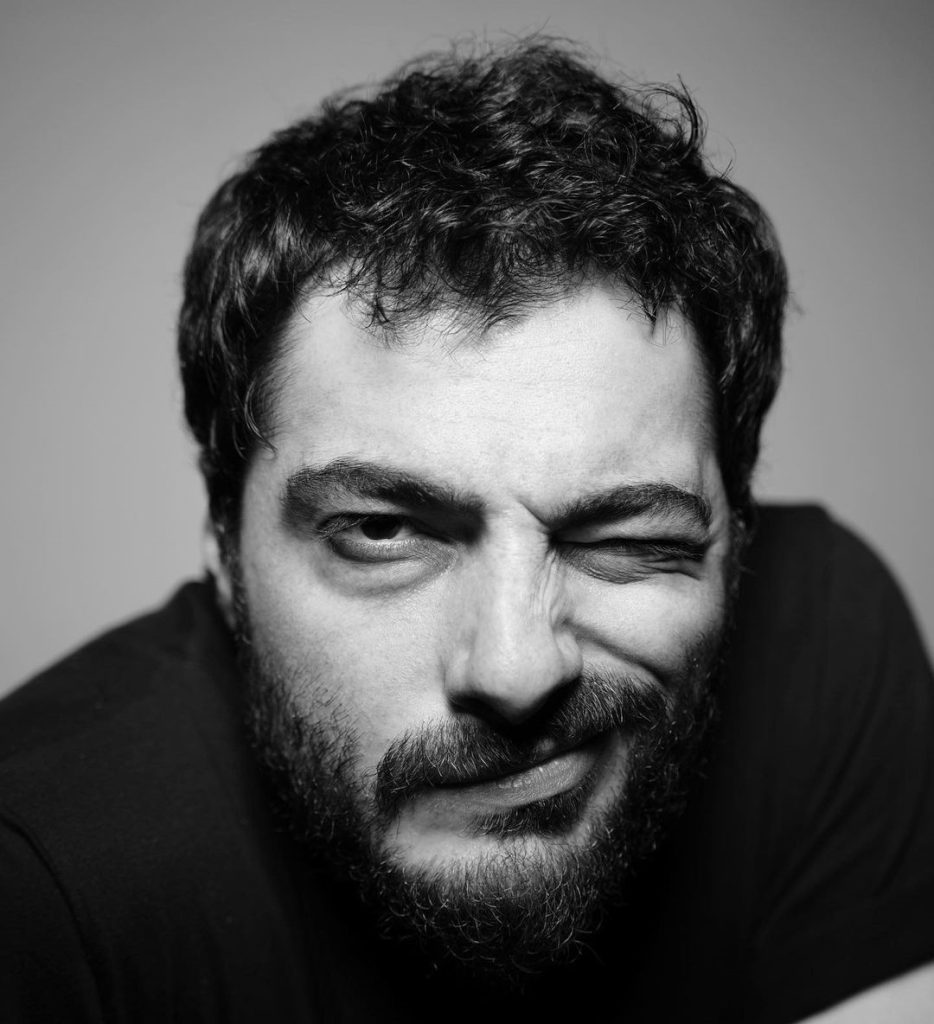 اختلاف مالی سجاد بابایی با سازندگان «شغال»؛ هوش مصنوعی جانشین آقای بازیگر شد؟_آینده 14 75