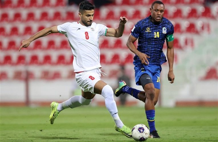 ایران علاوه بر هزینه رفت برگشت تا دبی، برای تیم فوتبال تانزانیا لباس و استوک هم خریده می بود!/ ویدئو_آینده