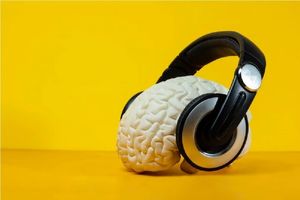 افت ۳۹ درصدی خطر ابتلا به زوال عقل در سالمندان با موسیقی_آینده