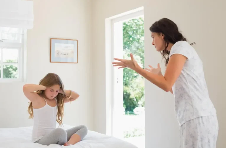 تازه‌ترین استراتژی‌های علمی برای پرورش کودکان بدون داد و فریاد_آینده