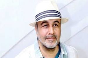 گریم زنانه رضا عطاران در فیلم خانم والده