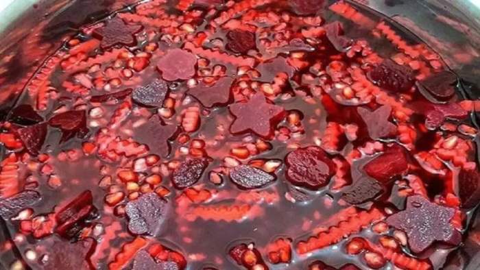 علت علاقه به ترشی و لواشک چیست؟