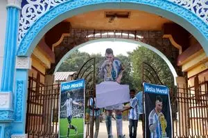 بازداشت برگزارکننده تور مسی در هند پس از آشوب هواداران/ ویدئو