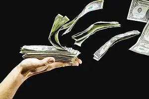 ۱۲ هزار همت نقدینگی؛ پول از کنترل خارج می‌شود_آینده