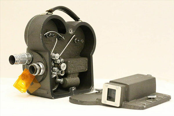 دوربینی که اولین فیلم سینمایی رنگی ایران با آن ساخته