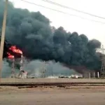 سایه هم‌زمان جنگ، تحریم‌ و قطع اینترنت بر کسب‌وکارها/ تبعات جنگِ طولانی بر اقتصاد ایران/ ممکن است با موجی از افرادی مواجه شویم که بخواهند از کشور خارج شوند