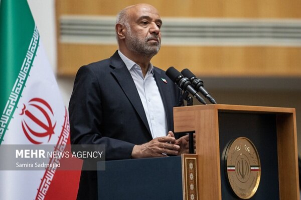 میدری: مستمری بازنشستگان با اصل کفایت سازگار نیست 3 ناسازگاری مستمری بازنشستگان با اصل کفایت