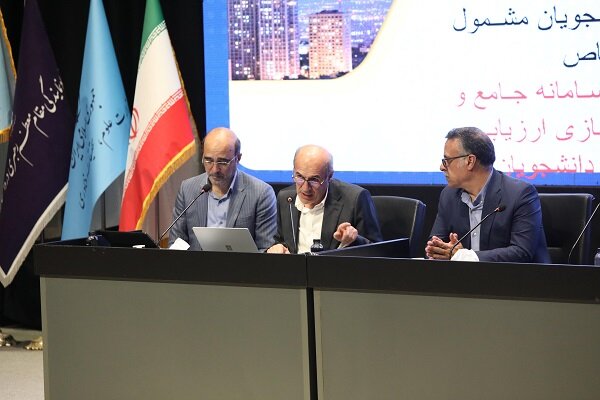 معاون وزیر علوم: دانشجویان امانت الهی و بودجه تغذیه