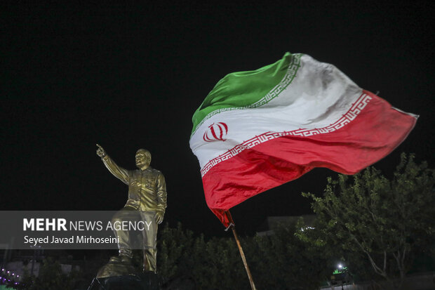 رونمایی از تندیس شهید سردار حاجی‌زاده در میدان ابوذر تهران