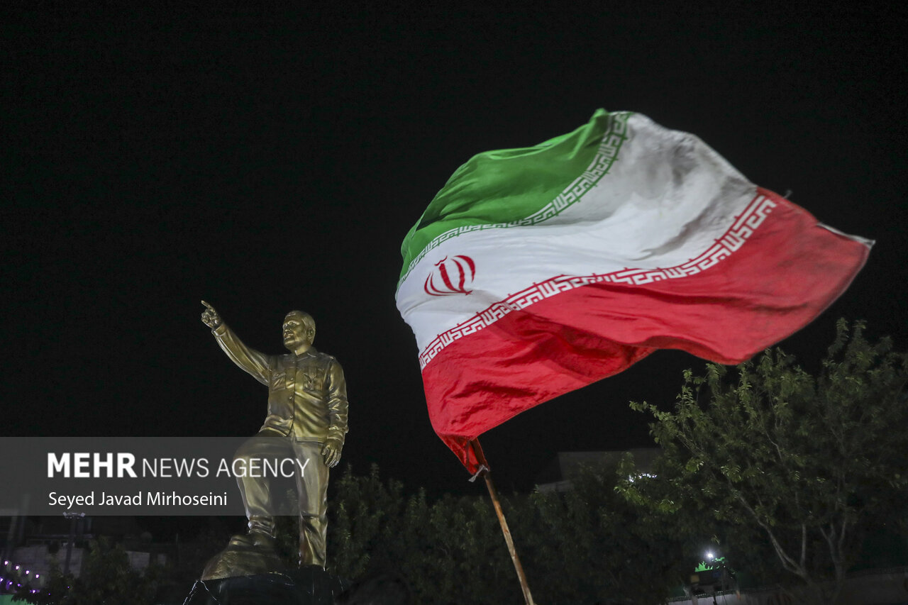 رونمایی از تندیس شهید سردار حاجی‌زاده در میدان ابوذر تهران