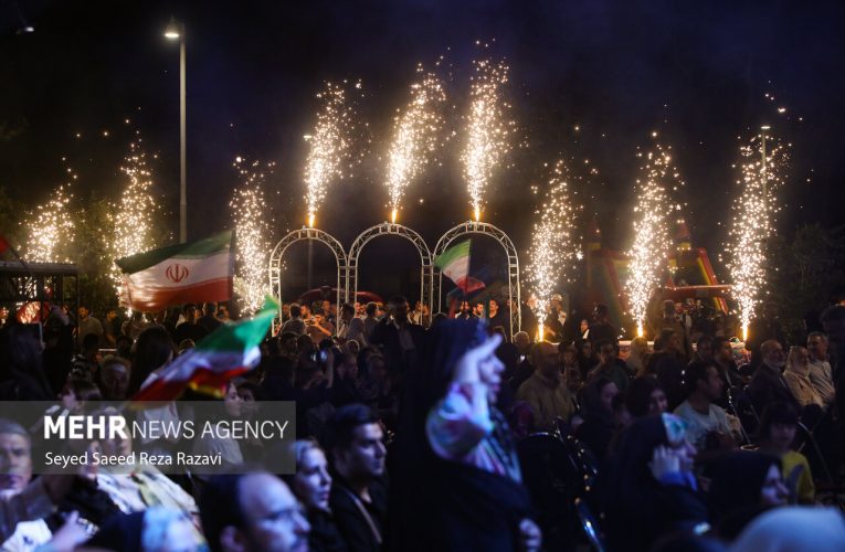 اجتماع بزرگ امام زمانی‌ها در میدان راه‌آهن تهران
