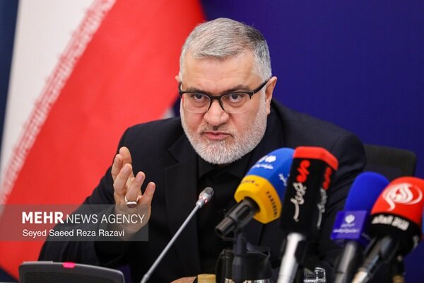 استاندار تهران: هلالاحمر ۷۲۵۰ نفر را از زیر آوار نجات داد، میانگین حضور ۱۴ دقیقه 1 استاندار تهران: هلالاحمر ۷۲۵۰ نفر را از زیر آوار نجات داد، میانگین حضور ۱۴ دقیقه