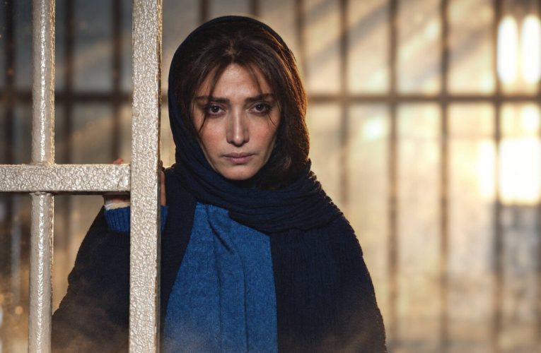 بستری از فیلم مادرزاد توسط مینا ساداتی در جشنواره فیلم قاهره