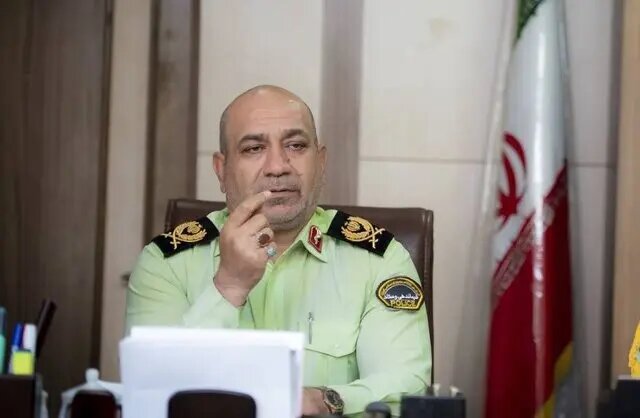 به گزارش آینده، این مراسم در با حضور فرماندهان و مسئولان انتظامی برگزار شد و سرهنگ موسی الرضا گلوی تقدیر و سرهنگ دوم علی